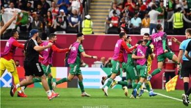 صورة عاجل: المنتخب الجزائري يتوج بطلا لللعرب بقطر….
