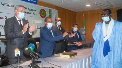 صورة وزير النقل يشرف على حفل تكريم أفضل شركة نقل وأحسن سائق للعام 2021