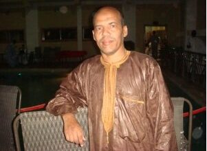 صورة مغالطات شائعة عن اللغة العربية! / محمد الأمين ولد الفاضل