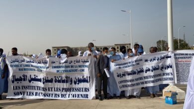 صورة إضراب في قطاع التعليم ونقابات تستنكر «تجاهل المطالب»