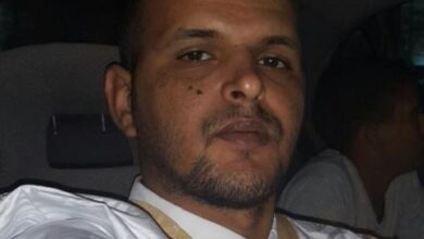 صورة الشرطة توقف ناشط سياسي بارز مقرب من الرئيس السابق .. صورة