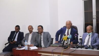 صورة دفاع “عزيز” يخاصم القضاة وتوقع جلسة للمحكمة العليا