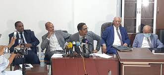 صورة المحكمة العليا تفض دعوى المخاصمة وتغرّم دفاع الرئيس السابق