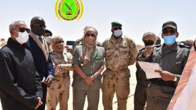 صورة بلادنا توفد وزيري الدفاع والداخلية وقائد الجيش لحدودها مع مالي