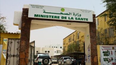 صورة بعثة صحية تحضّر لإعادة فتح مستشفى التخصصات بنواذيبو