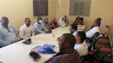 صورة مديرة ADU تترأس اجتماعا لتقييم عمل الوكالة وبحث سبل تطويره