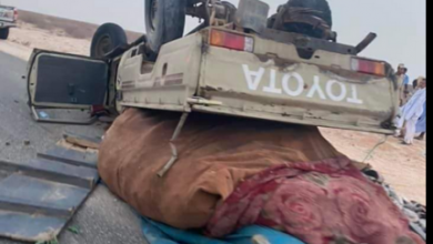 صورة انقلاب سيارة رباعية 55كلم على طريق نواذيب .. صور