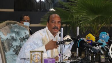 صورة محامية: رئيس موريتانيا السابق رفض فكرة اللجوء السياسي