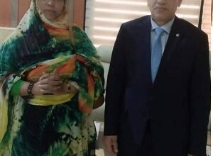 صورة وزير الداخلية يلتقى برئيسة صالون مريم فاضل الثقافي و الإجتماعي