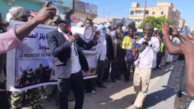 صورة اعتقالات في صفوف حمالة ميناء نواكشوط عقب تجدد احتجاجاتهم