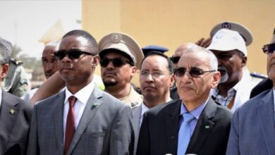 صورة الوزير الأول يواكب بداية العام الدراسي من إحدى مدارس تفرغ زينه