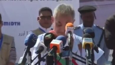 صورة ولد بلالي يُهاجم المنطقة الحرة أمام الرئيس غزواني.. ويصفها بالعاجزة