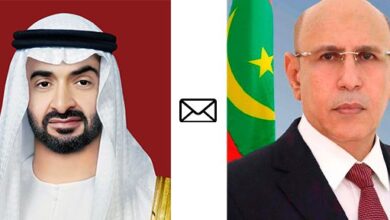 صورة رئيس الجمهورية يهنئ رئيس الإمارات بمناسبة عيدها الوطني