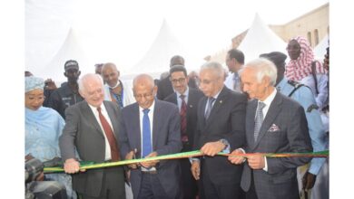 صورة وزير الصحة: غالبية المختصين في الأمراض الجلدية يعملون بنواكشوط