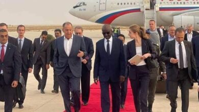 صورة وزيرالخارجية الروسي لافروف يصل العاصمة نواكشوط