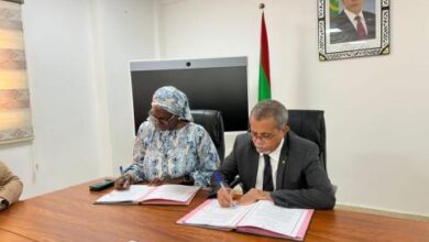 صورة توقيع اتفاقية تعاون بين بلادنا وبرنامج الغذاء العالمي تمتد لغاية 2027