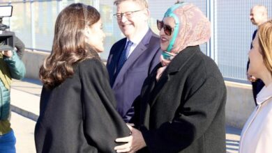 صورة الوزيرة صفية بنت انتهاه تلتقي ملكة إسبانيا … صور
