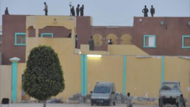 صورة خطة لمطاردة السجناء الفارين وتخفيف الطوق الأمني عن السجن
