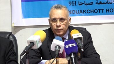 صورة ولد بوحبيني: اللجنة مرتاحة لفتح الأبواب أمامها لزيارة جميع أماكن الاحتجاز