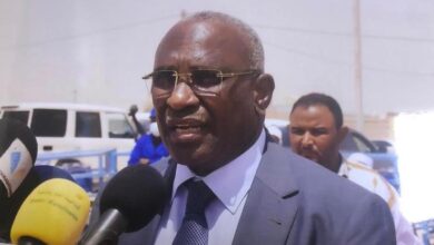 صورة الوزير السابق الشيخ أحمد ولد الزحاف يرد في مقال علي المعارض السنغالي سونغو في قضية الأحواض النابضة