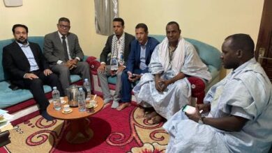 صورة نقيب الصحفيين يستقبل بمكتبه ممثل حركة حماس في نواكشوط