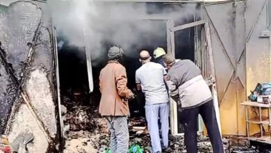 صورة نواذيبو : اندلاع حريق هائل فى محل تجاري بمنطقة الغيران