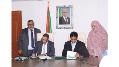 صورة توقيع اتفاقية شراكة بين وزارة التشغيل والمجلس الوطني للشباب
