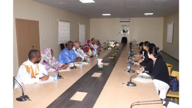 صورة نائب رئيس حزب الانصاف يجتمع ببعثة من دائرة العلاقات الخارجية بالحزب الشيوعي الصيني