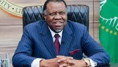 صورة الإعلان عن وفاة رئيس ناميبيا حاجي جينجوب