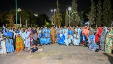 صورة السيدة الأولى تقيم حفل إفطار على شرف مجموعة من الأشخاص ذوي الإعاقة