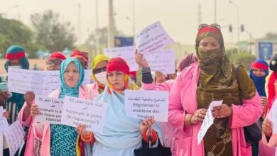 صورة القابلات الموريتانيات يدخلن إضرابا عن العمل