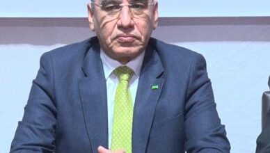 صورة وزير الداخلية يتسلم تنسيق العمل الحكومي