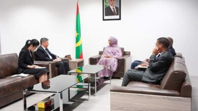صورة وزيرة الصحة تستقبل السفير الصيني