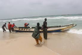 صورة أسبانيا: إنقاذ مئات المهاجرين القادمين من موريتانيا