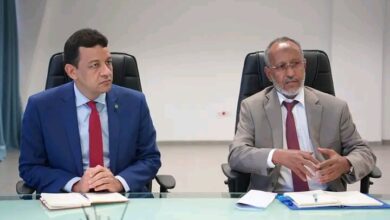 صورة اجتماع ثنائي لإستحداث آليات وحلول رقمية لتبادل المعلومات المتعلقة بقطاع الصحة