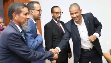 صورة وزير التنمية الحيوانية يزور عدد من المؤسسات والمصالح التابعة للقطاع