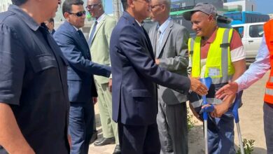 صورة وفد وزاري يزور ميناء انواكشوط المستقل ” ميناء الصداقة “