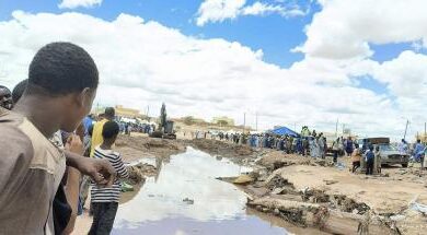 صورة النعمة: فرق الإنقاذ تواصل البحث عن جثمان طفل مفقود أثناء السيول