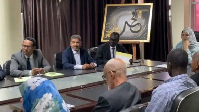 صورة وزيرة التجارة تجتمع بادارات وزارتھا من اجل تتفيذ الاتفاق الخاص بالاسعار