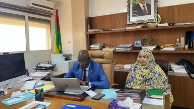 صورة وزير الاسكان يبحث مع Shelter AFRIQUE تمويل بعض المشاريع السكنية