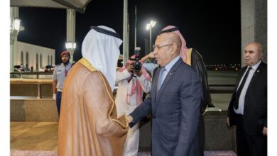 صورة رئيس الجمهورية رئيس الاتحاد الإفريقي يصل إل مدينة جدة بالمملكة العربية السعودية