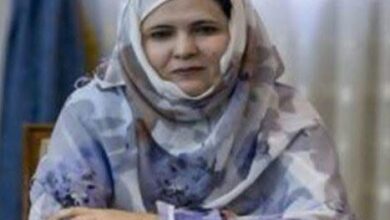 صورة وزيرة التجارة والسياحة تتوجه إلي تونس