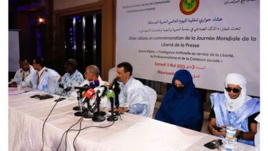 صورة وزير الثقافة يقيم حفل عشاء حواري بمناسبة اليوم الدولي لحرية الصحافة