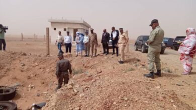 صورة والي إينشيري يؤدي زيارة لقنوات صرف مياه الأمطار في اكجوجت