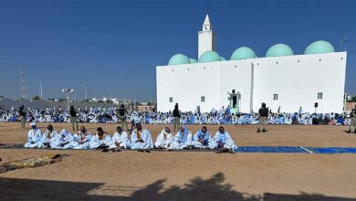 صورة أول غياب حكومي عن صلاة العيد منذ سنوات