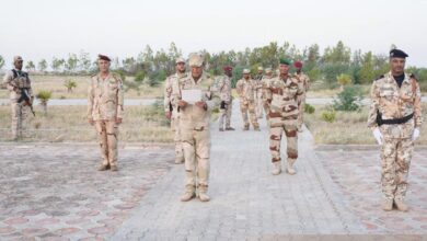 صورة قائد أركان الجيش الجوي يتسلم مهامه من سلفه