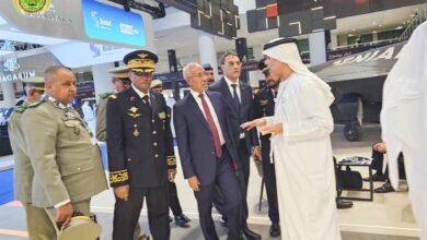 صورة وزير الدفاع يشارك في معرض دبي للطيران