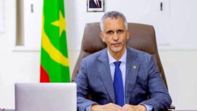 صورة مفوض حقوق الإنسان يتوجه إلى جنيف