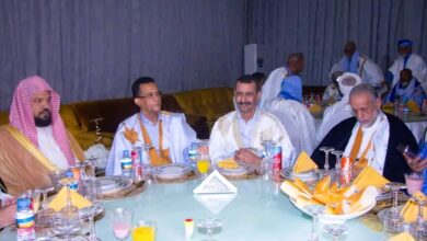 صورة وزارة الشؤون الإسلامية تنظم حفل عشاء على شرف إمام المسجد النبوي الشريف
