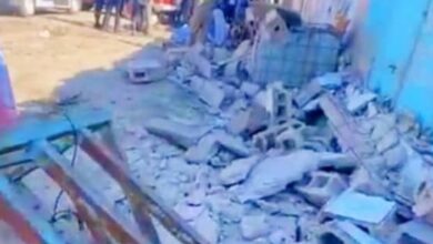 صورة انهيار سقف دكانين في تيارت يودي بحياة حارسين